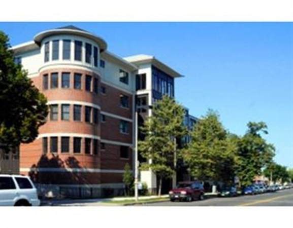 533 Cambridge - Photo 1