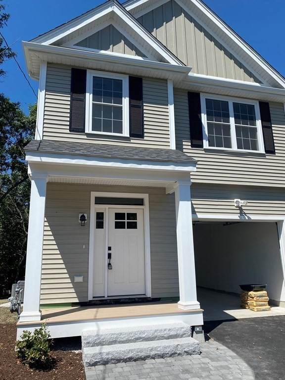 750 Main St - Photo 1