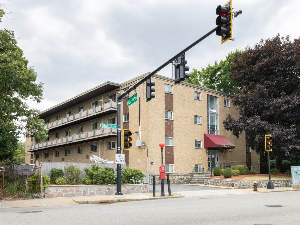 135 Granite Ave - Photo 1