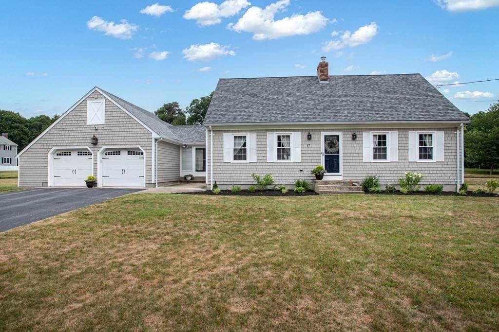 17 Weetamoe Dr. - Photo 1