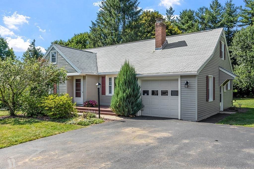11 Whitney Dr - Photo 1