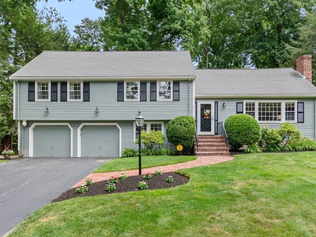 20 Mayflower Rd - Photo 1