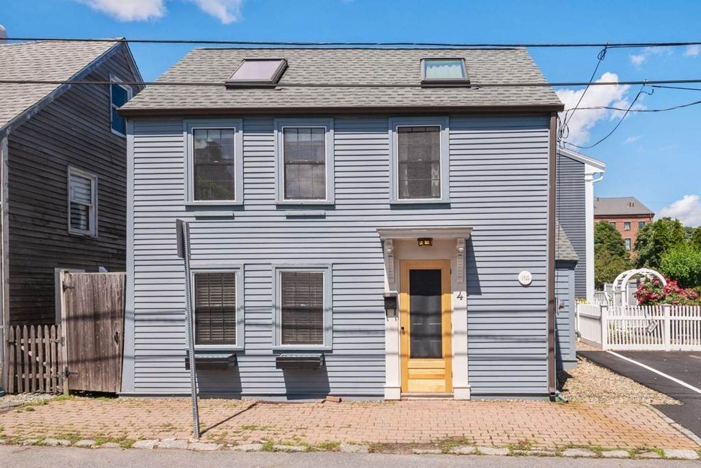 4 Franklin - Photo 1