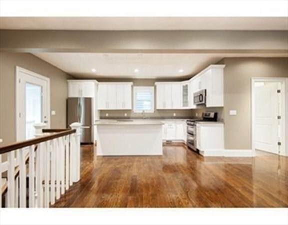 686 East 8th - Photo 1