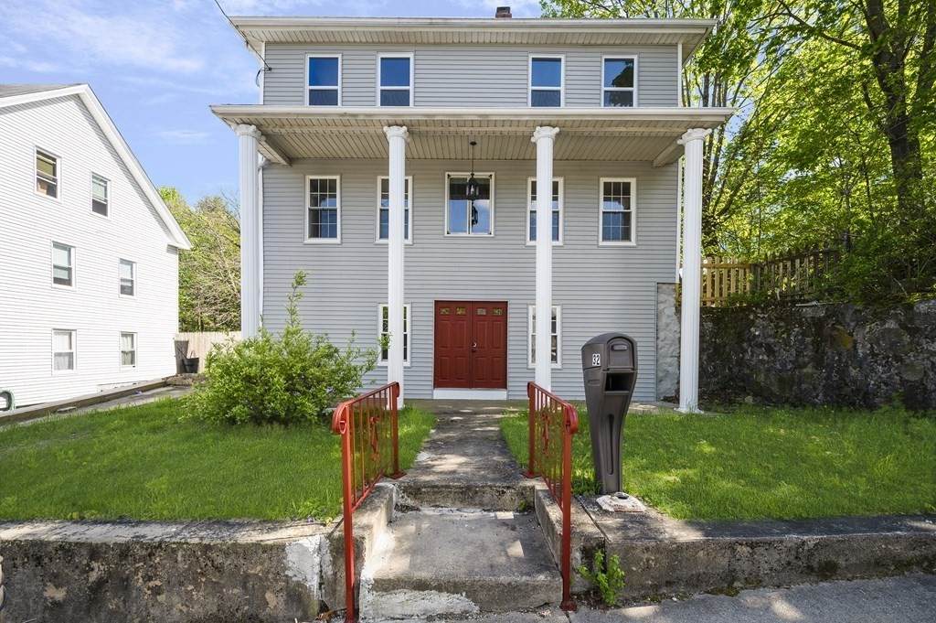32 Potter Ave - Photo 1