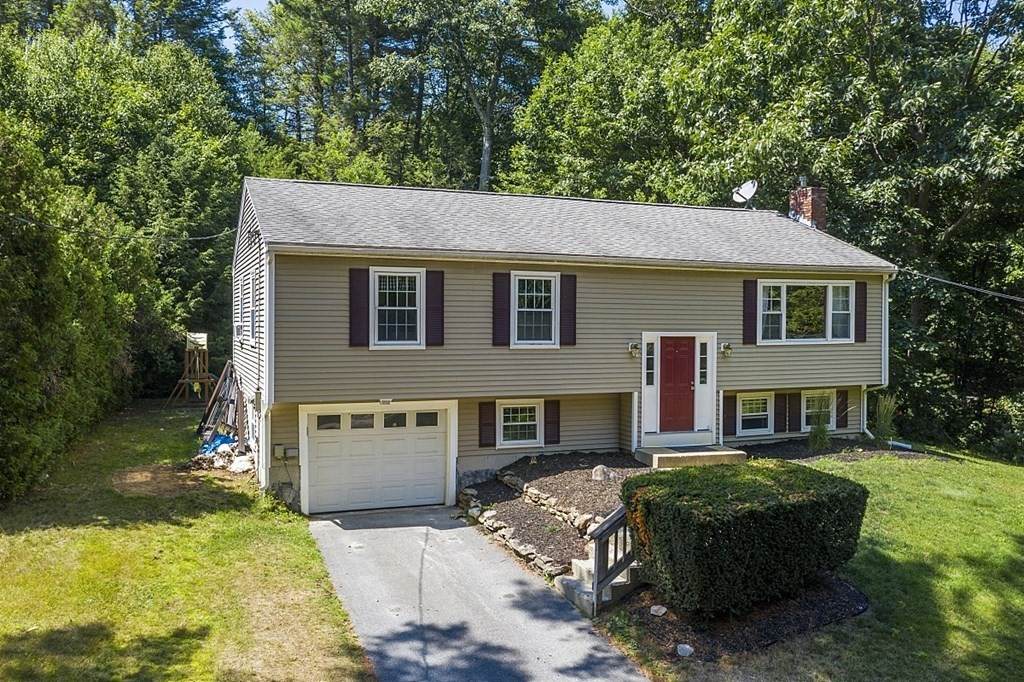 12 Patricia Rd - Photo 1
