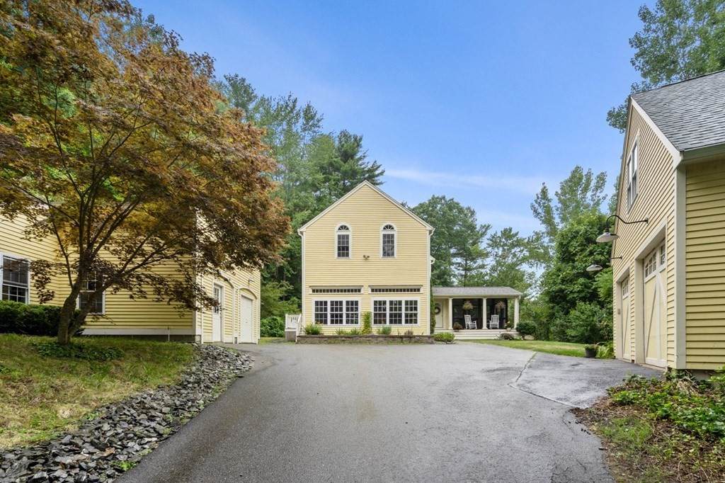 71 Lovers Ln - Photo 1