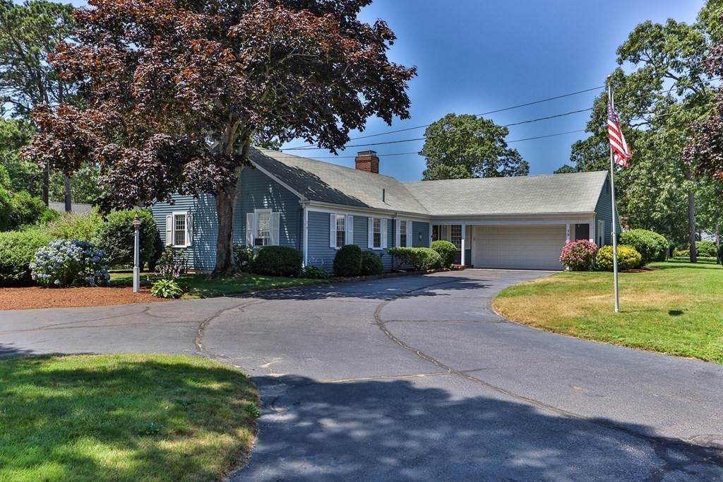39 Out Of Bounds Dr - Photo 1