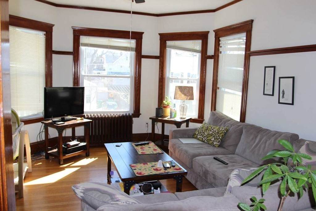 61 Quincy - Photo 1