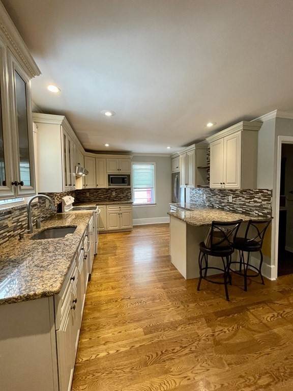 290 Whting Ave - Photo 1