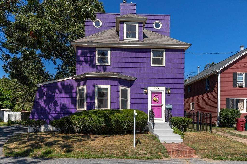 107 Cashin St - Photo 1