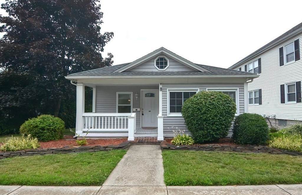 267 Howard St - Photo 1
