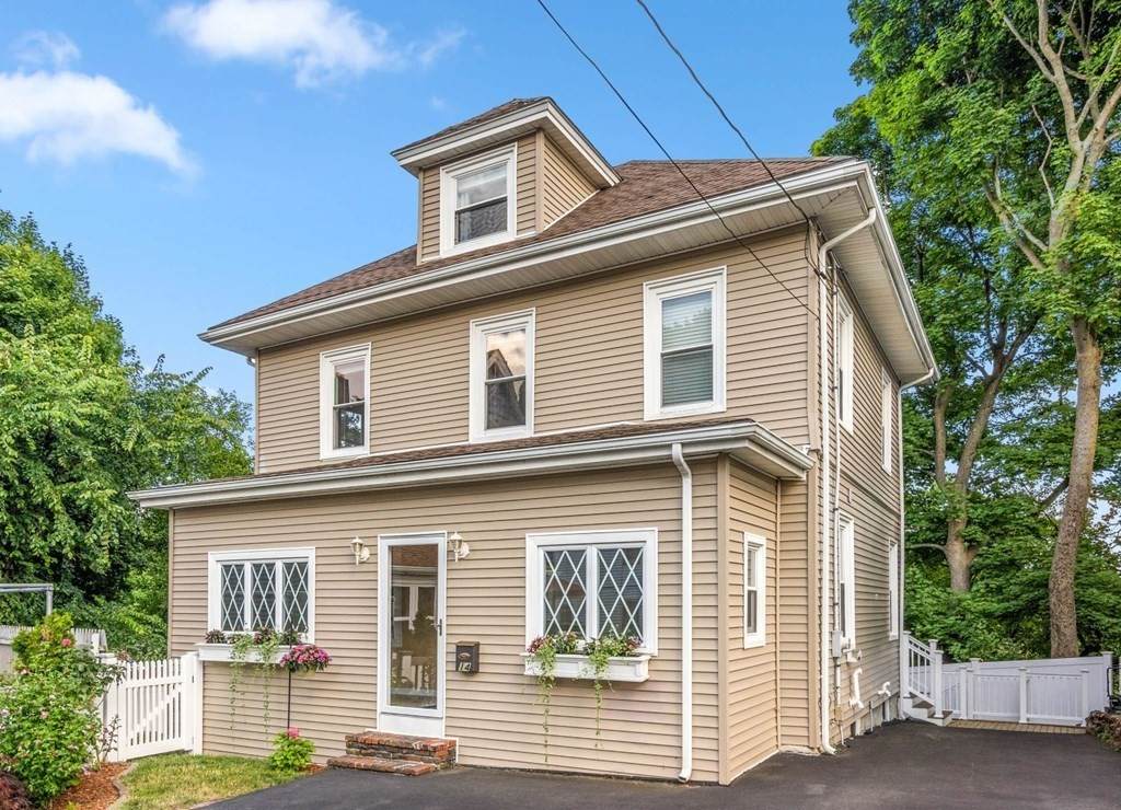 14 Johnston Ter - Photo 1