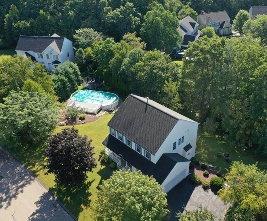 9 Nipmuc Rd - Photo 1