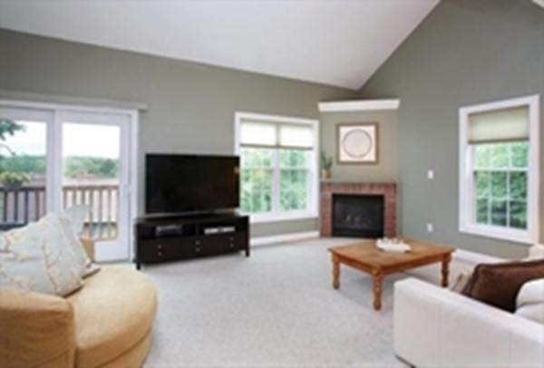 497 Hillside Ave - Photo 1