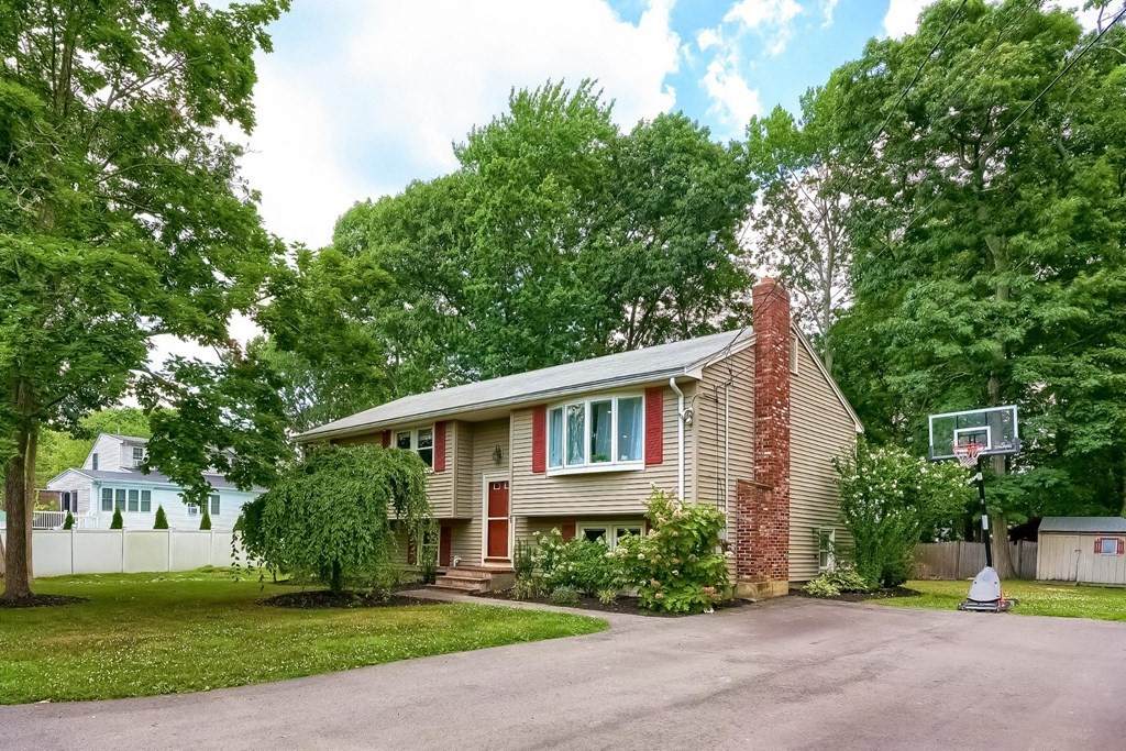 15 Judith Rd - Photo 1