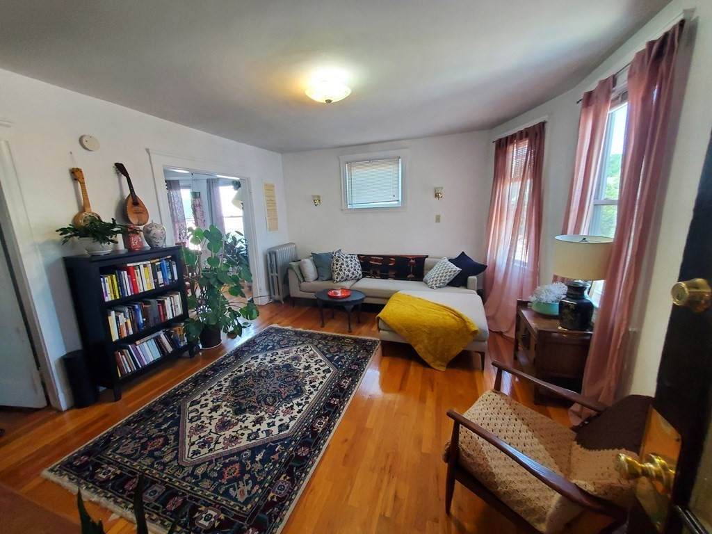 35 Atkins Street - Photo 1