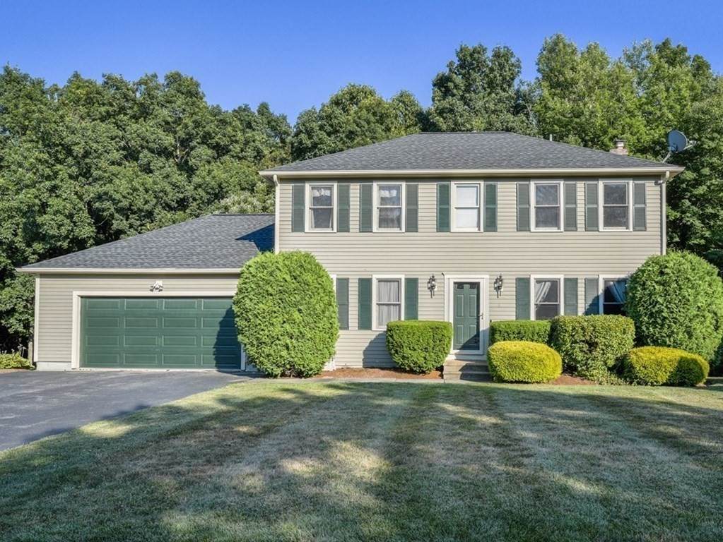 11 Pheasant Hill Dr - Photo 1