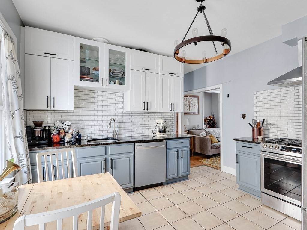 24 Gayland Street - Photo 1