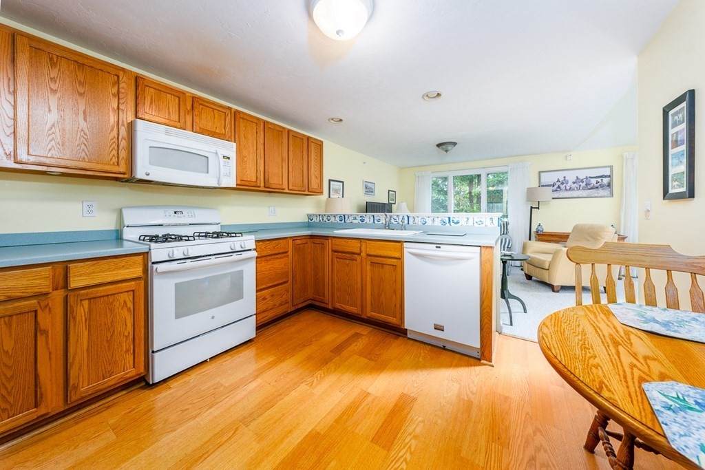 3 Longwood Rd - Photo 1