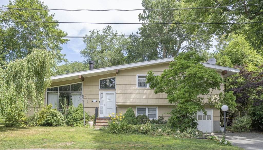 11 Harrison St - Photo 1