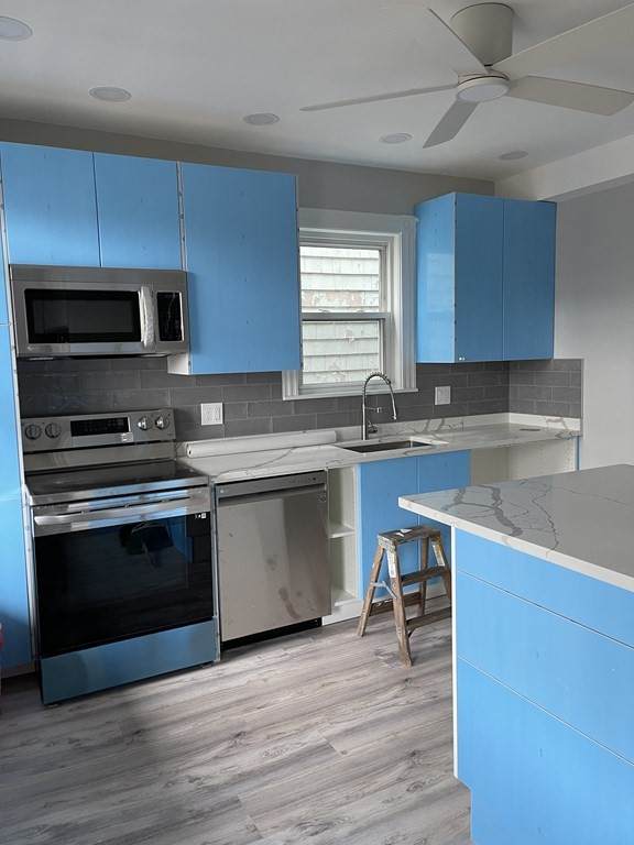 699 E7th Street - Photo 1