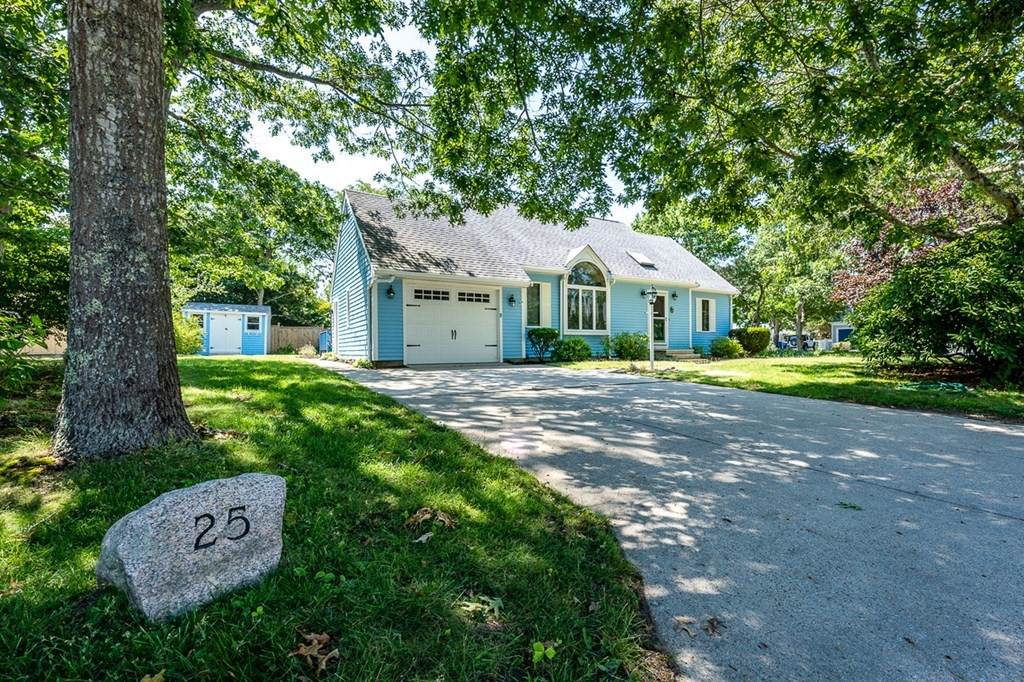 25 Squibnocket Dr - Photo 1