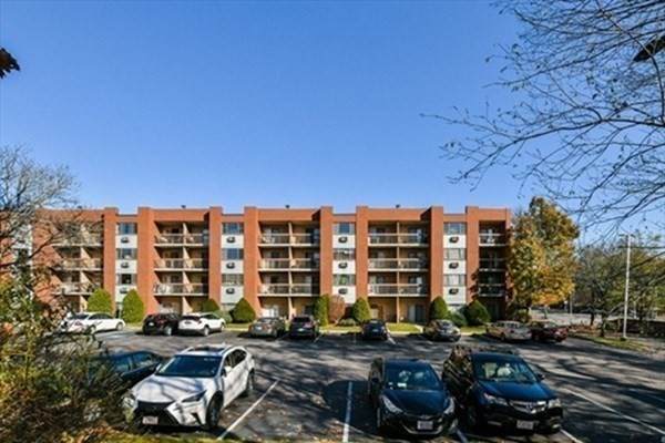 4975 Washington St. - Photo 1