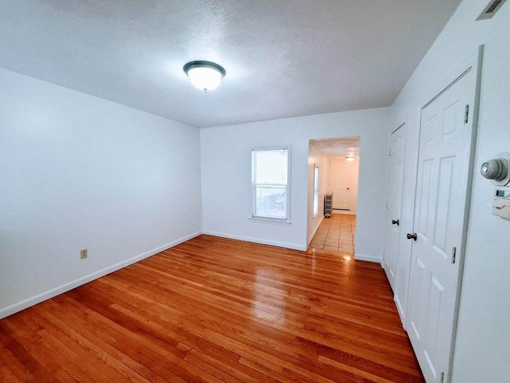 43 Rosseter Street - Photo 1