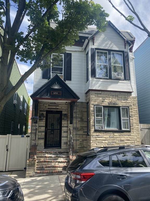 626 E 3rd St. - Photo 1