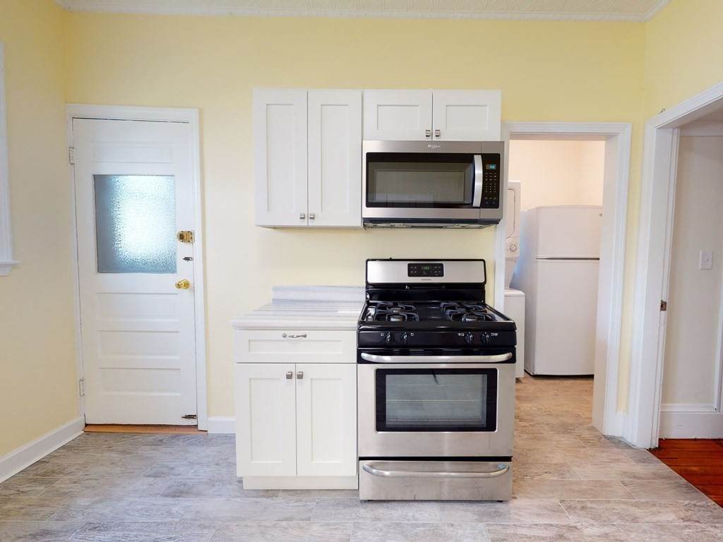 1304 Broadway - Photo 1