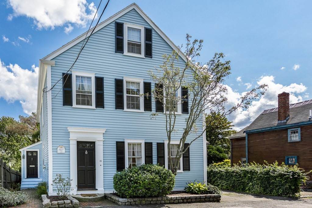 16 Stacey Street - Photo 1