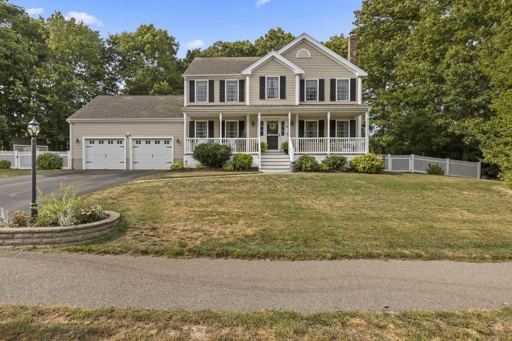 55 Pocasset Pl - Photo 1