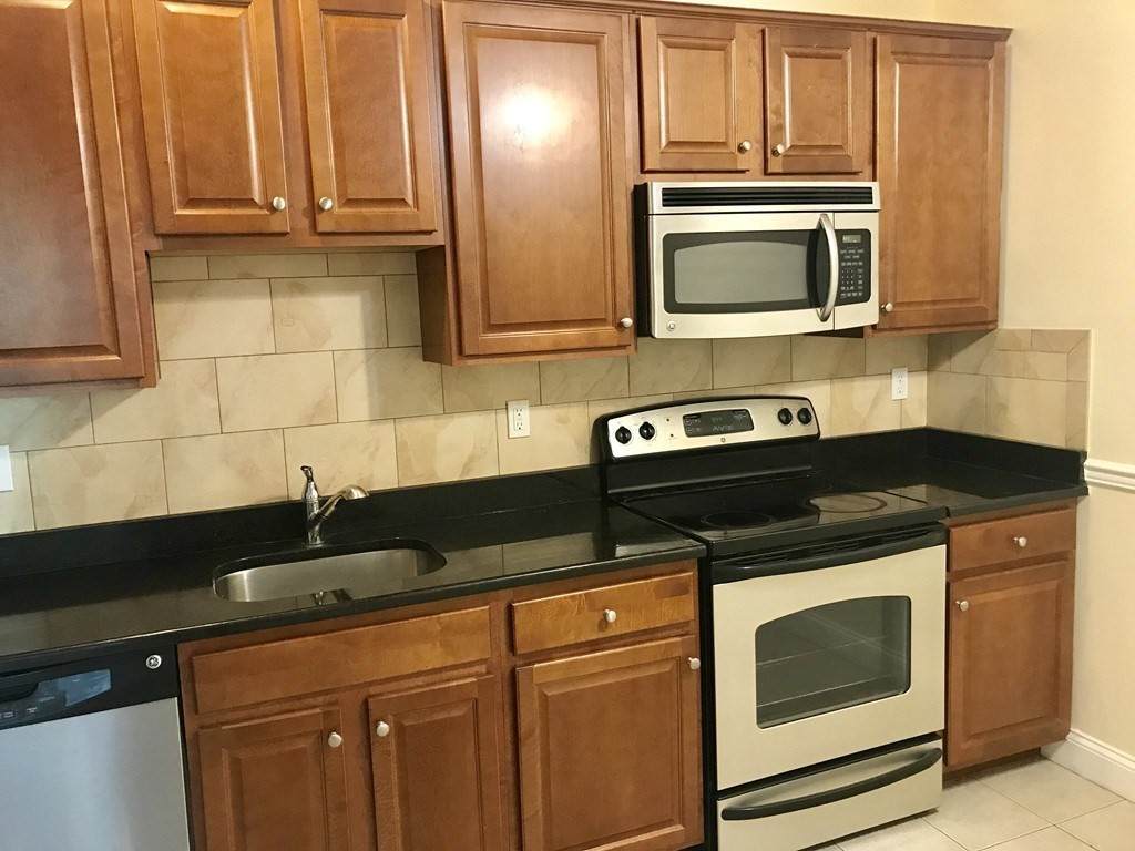308 Moody Street - Photo 1