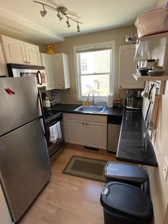 317 Silver - Photo 1