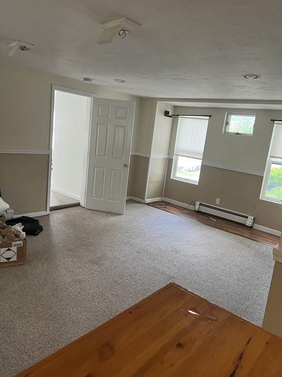 14 Moore St - Photo 1