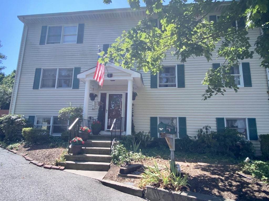 195 Crescent St - Photo 1