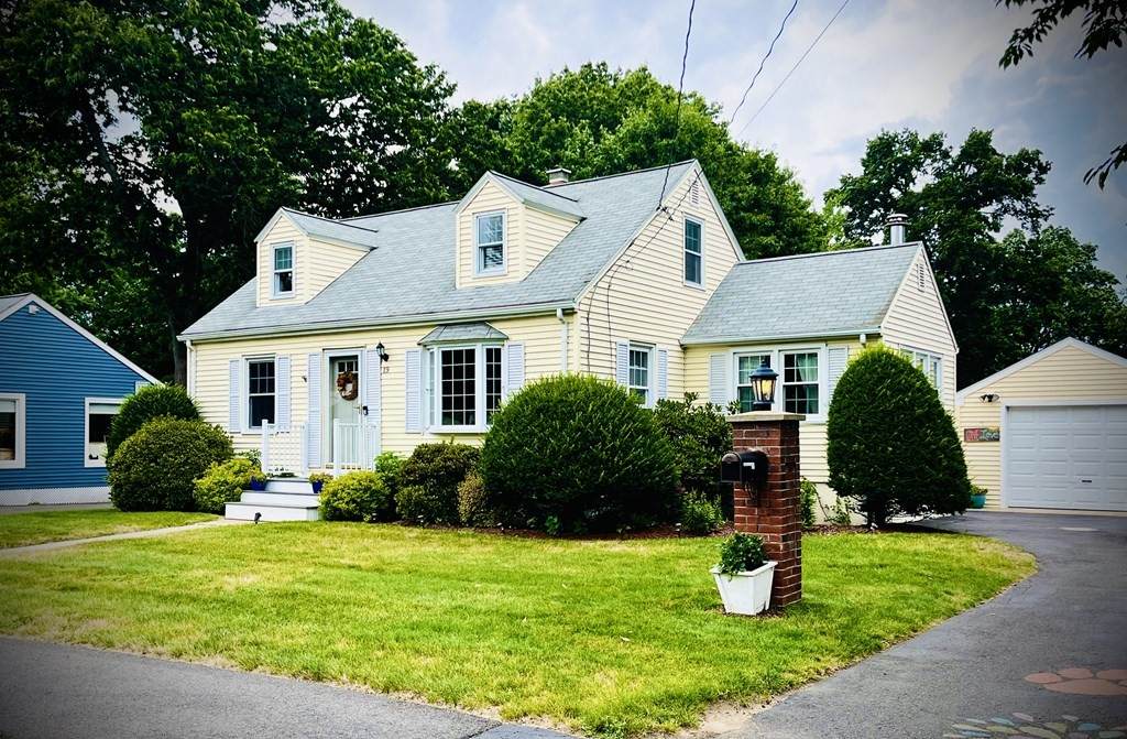 19 Harvard Street - Photo 1