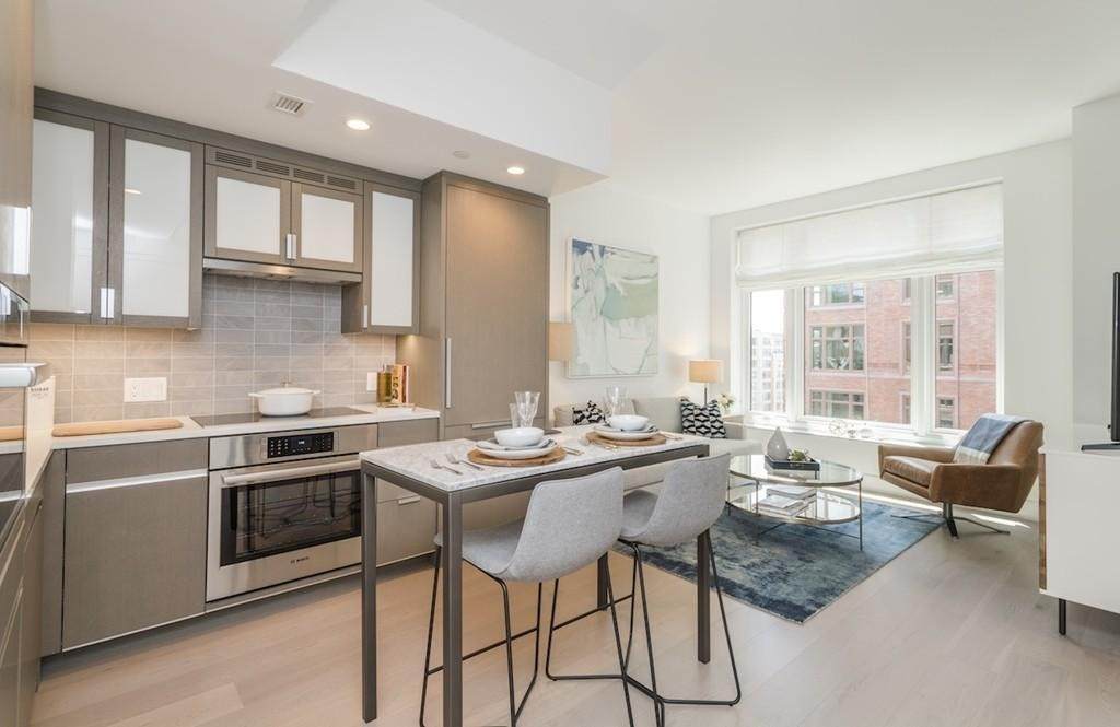 100 Lovejoy Place - Photo 1