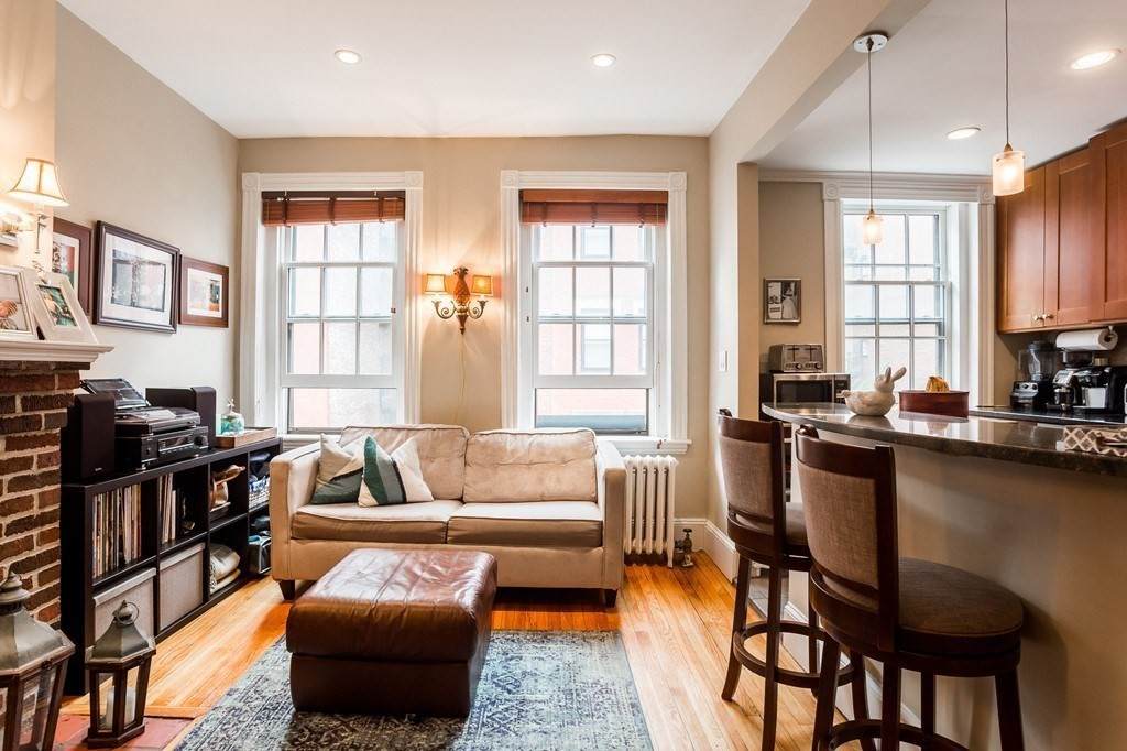 21 Revere Street - Photo 1