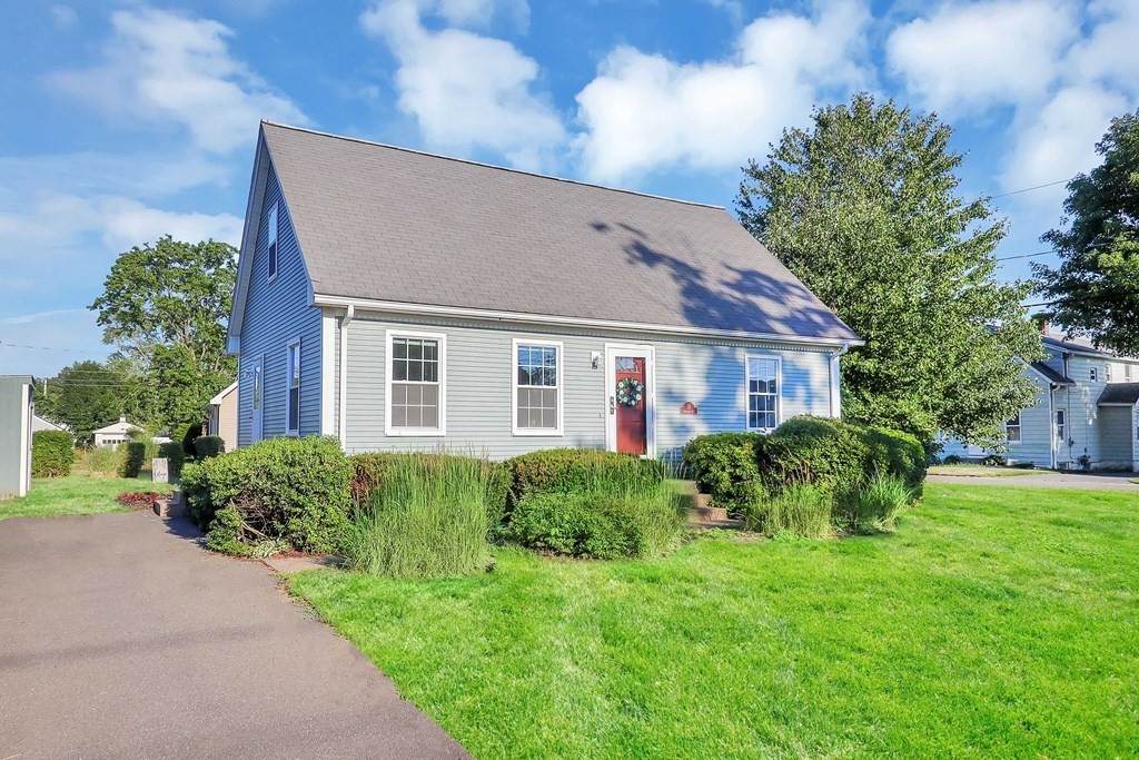 55 Cranston St - Photo 1