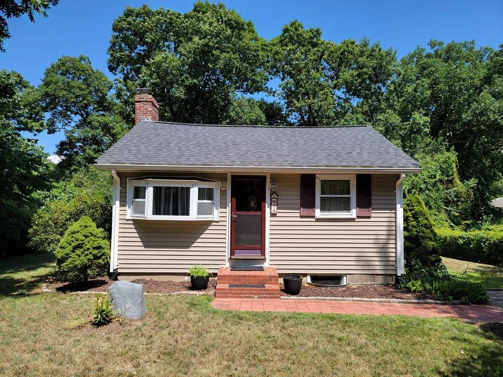 94 Lake Dr - Photo 1