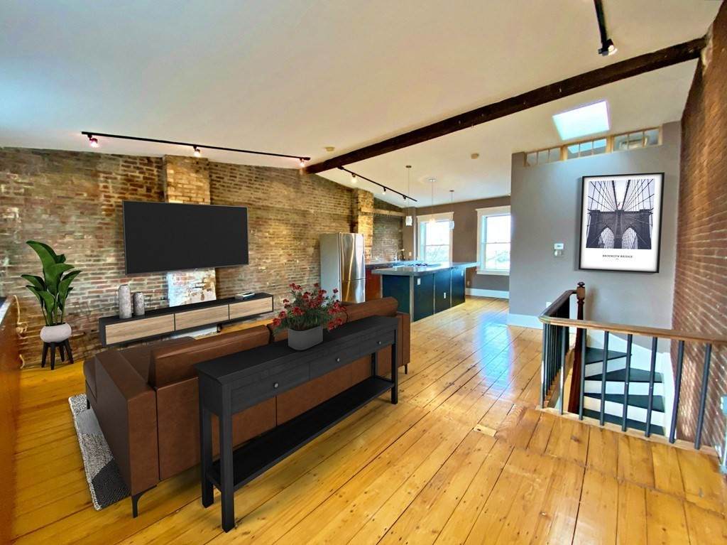 410 Sumner St - Photo 1