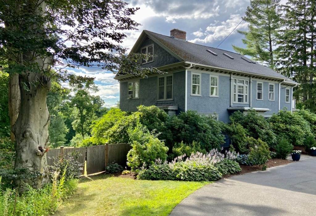 58 Sunset Ave - Photo 1