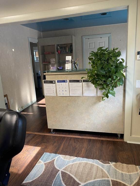 158 Pond St - Photo 1