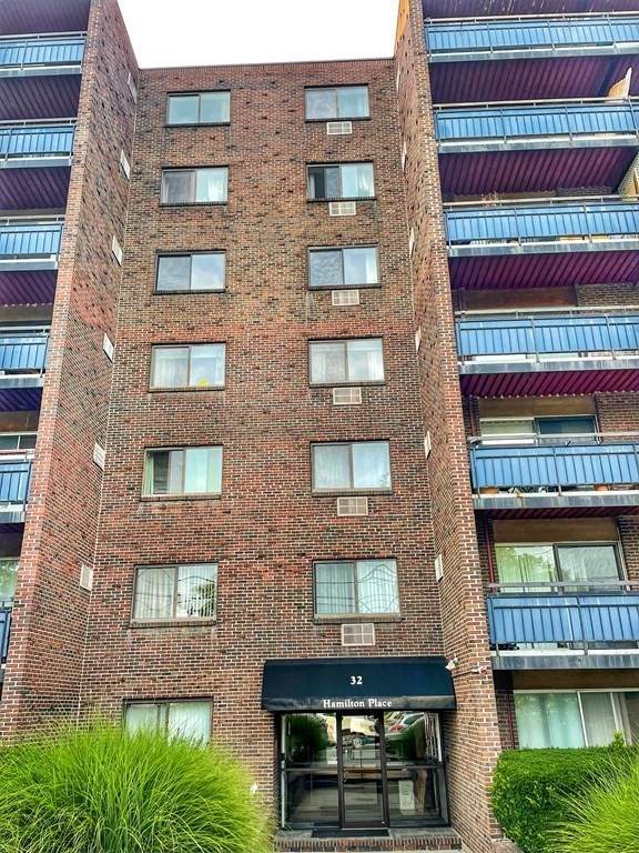 32 Whites Ave - Photo 1