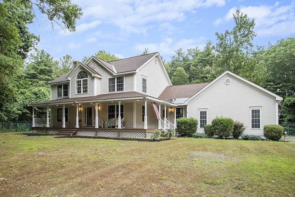 37 Laurel Lane - Photo 1