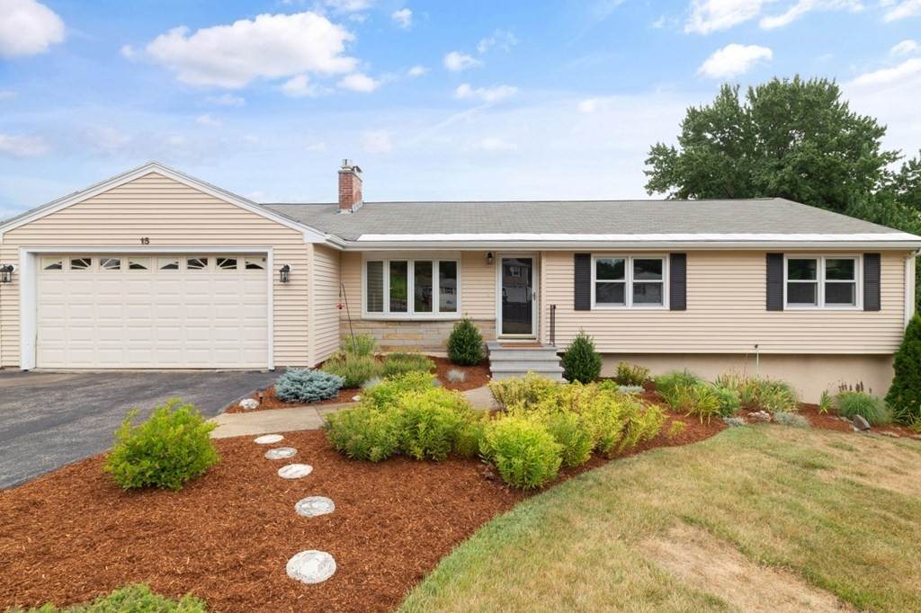 15 Ledgewood Road - Photo 1