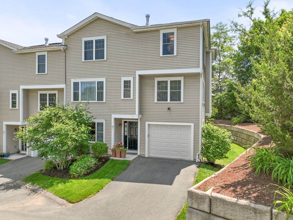 38 Webster Street - Photo 1