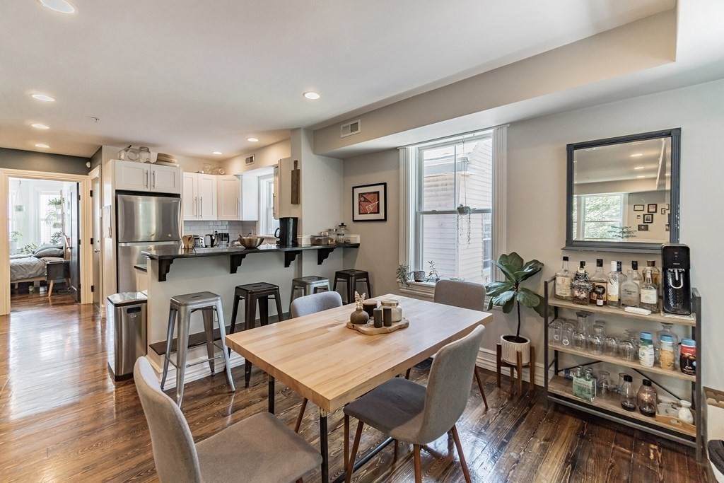 51 Vale St - Photo 1